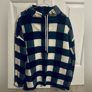 Vineyard Vines Plaid funnel neck